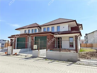 Casa individuala de vanzare 5 camere 172 mp utili si garaj in Selimbar zona Lidl - foto 1