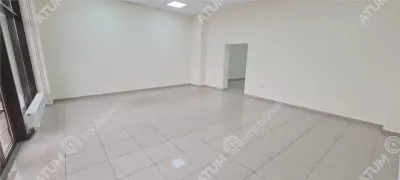 Spatiu comercial de inchiriat 132 mp 6 locuri de parcare zona Turnisor din Sibiu - foto 5