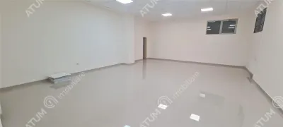 Spatiu comercial de inchiriat 132 mp 6 locuri de parcare zona Turnisor din Sibiu - foto 6