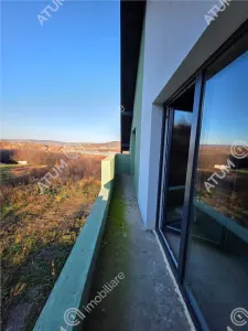 De vanzare casa cu 5 camere si gradina de 415 mp din Selimbar in Sibiu - foto 11