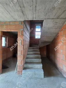 De vanzare casa cu 5 camere si gradina de 415 mp din Selimbar in Sibiu - foto 21
