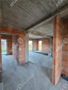 De vanzare casa cu 5 camere si gradina de 415 mp din Selimbar in Sibiu - foto 5