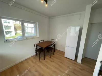 De inchiriat garsoniera la etajul 1 cu balcon si loc de parcare in cartierul Da Vinci din zona de Vest Sibiu - foto 5