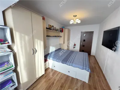 De vanzare apartament mobilat si utilat cu 3 camere 2 bai pivnita situat in zona Turnisor din Sibiu - foto 14