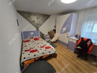 De vanzare casa individuala cu 8 camere 2 garaje amplasata pe teren de 500 mp situata in Selimbar/Shopping City - foto 8