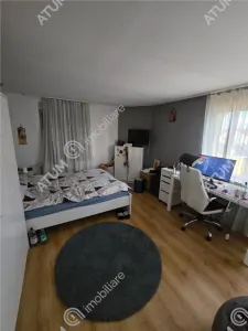 De vanzare casa individuala cu 8 camere 2 garaje amplasata pe teren de 500 mp situata in Selimbar/Shopping City - foto 9