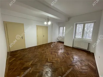 De inchiriat apartament cu 4 camere ultracentral in Sibiu - foto 2