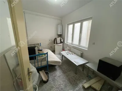 De inchiriat apartament cu 4 camere ultracentral in Sibiu - foto 15