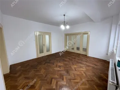 De inchiriat apartament cu 4 camere ultracentral in Sibiu - foto 4