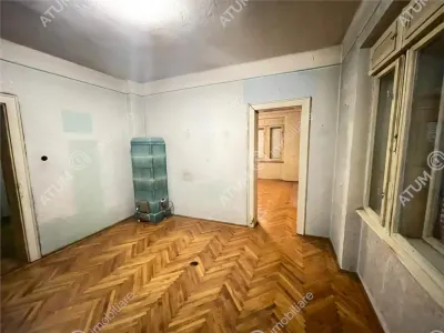 De vanzare apartament la casa cu 4 camere si teren 420 mp in zona parcul Sub Arini din Sibiu - foto 8