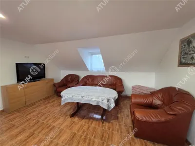 Apartament cu 3 camere decomandate de inchiriat la casa cu curte zona Trei Stejari din Sibiu - foto 2