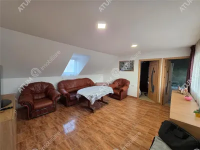 Apartament cu 3 camere decomandate de inchiriat la casa cu curte zona Trei Stejari din Sibiu - foto 3