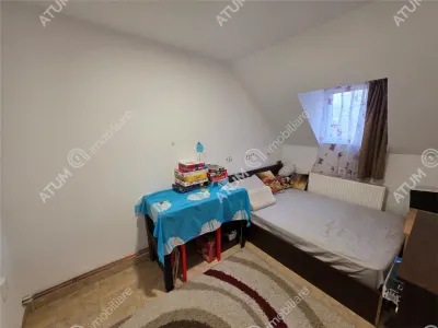 Apartament cu 3 camere decomandate de inchiriat la casa cu curte zona Trei Stejari din Sibiu - foto 7