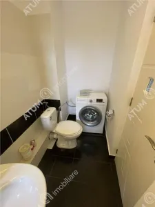 De inchiriat apartament modern cu 2 camere decomandate si balcon tip loggie in zona Mihai Viteazu din Sibiu - foto 9