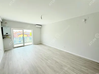 Apartament cu 3 camere la cheie etaj 1 de vanzare in Selimbar loc parcare inclus - foto 2