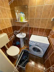De inchiriat apartament cu 3 camere decomandate in zona Vasile Aaron din Sibiu - foto 10