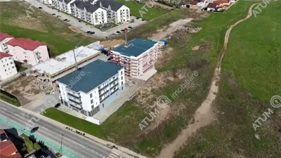 Apartament cu 3 camere la cheie balcon parcare amplasat la etajul 2 in Selimbar zona Pictor Brana - foto 4