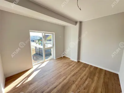 De vanzare apartament finisat la cheie cu 3 camere si balcon zona Pictor Brana Selimbar - foto 3