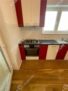 De inchiriat casa cu 8 camere si curte de 800 mp in zona Calea Poplacii din Sibiu - foto 23