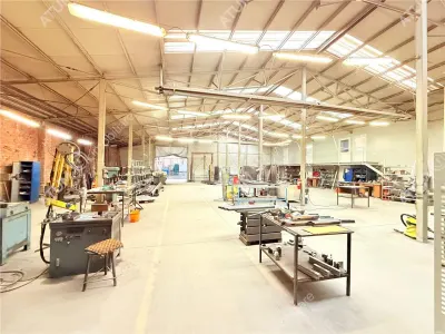 Hala industriala de vanzare in Cisnadie in suprafata de 1175 mp - foto 6
