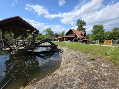 De vanzare cabana langa Raul Avrig pe Valea Avrigului - foto 20