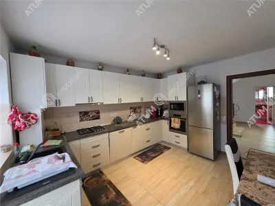 De vanzare casa individuala cu 5 camere si curte proprie in cartierul Tineretului - foto 9