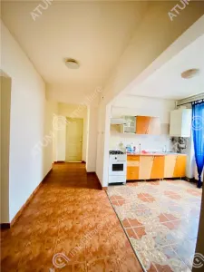 Se vinde apartament cu 3 camere de 72 mp si gradina in zona Vasile Aaron din Sibiu - foto 7