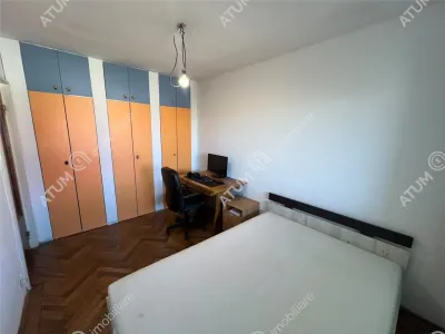 De vanzare apartament decomandat cu 2 camere balcon si pivnita zona Bulevardul Mihai Viteazu din Sibiu - foto 4