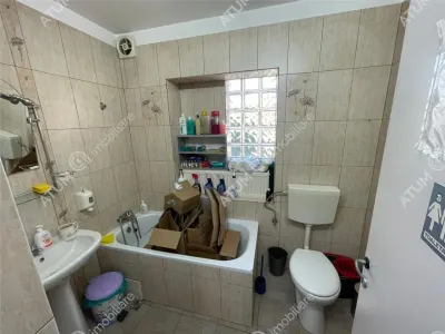 De inchiriat spatiu comercial cu vad stradal in zona centrala din Selimbar - foto 11