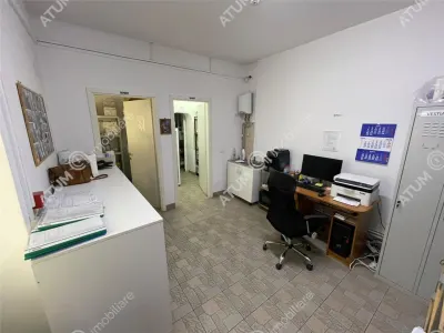 De inchiriat spatiu comercial cu vad stradal in zona centrala din Selimbar - foto 7