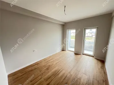 De vanzare apartament la cheie cu 2 camere gradina proprie zona Pictor Brana din Selimbar - foto 3