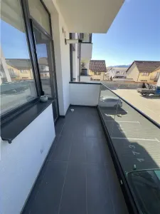 De vanzare apartament modern cu 3 camere cu balcon la etajul 1 in Selimbar - foto 13