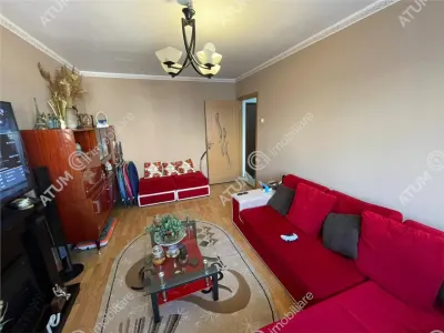 De vanzare apartament cu 3 camere decomandate balcon si pivnita in zona Vasile Aaron din Sibiu - foto 3