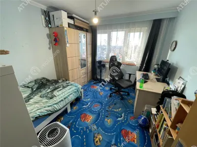 De vanzare apartament cu 3 camere decomandate balcon si pivnita in zona Vasile Aaron din Sibiu - foto 4