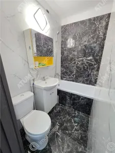 Apartament 2 camere renovat de vanzare in zona Calea Cisnadiei din Sibiu - foto 9