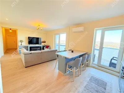 Apartament tip Penthouse de vanzare in Sibiu 85 mp utili parcare subterana 110 mp terasa - foto 5