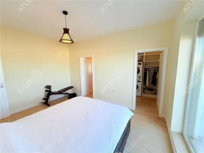 Apartament tip Penthouse de vanzare in Sibiu 85 mp utili parcare subterana 110 mp terasa - foto 10