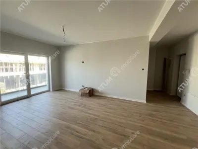 De vanzare apartament 3 camere 2 bai si 2 balcoane la etajul 1 in Selimbar - Sibiu