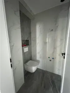 De vanzare apartament 3 camere 2 bai si 2 balcoane la etajul 1 in Selimbar - foto 6