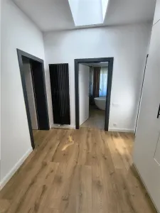 De inchiriat casa ultramoderna cu 4 camere 3 bai si dressing 170 mp utili in Sibiu - foto 20
