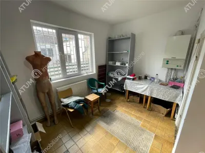 De inchiriat spatiu comercial in zona Vasile Aaron din Sibiu - foto 2