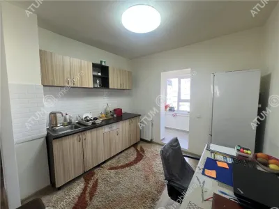 De vanzare apartament cu 2 camere decomandate etaj intermediar pivnita zona Valea Aurie - foto 4