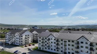 Apartament finisat la cheie cu 3 camere 2 bai 2 balcoane etaj 2 Pictor Brana - foto 15