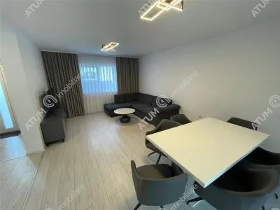 De vanzare casa cu 4 camere decomandate balcon terasa si curte libera 180 mp in zona Selimbar din Sibiu - foto 2