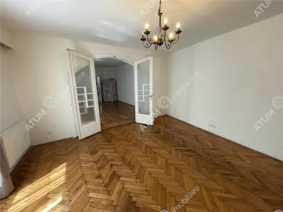 De inchiriat spatiu comercial cu vad stradal in zona ultracentrala din Sibiu - foto 4
