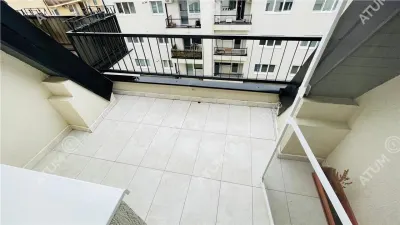 Apartament cu 3 camere decomandate de inchiriat in Selimbar zona Lidl - foto 12