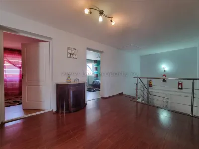 Casa de vanzare in Sibiu zona Sura Mare cu teren 900 mp - foto 5