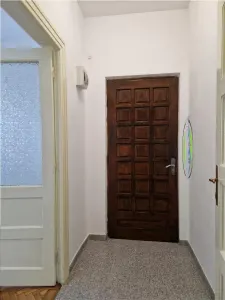Central - Palatul De Justitie - Parter in Vila de Inchiriat - Ploiesti