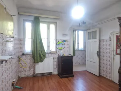 Semicentral - Imobil de Vanzare - foto 10