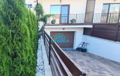 1/2 Duplex de vanzare mobilat si utilat ,Cetate 295000 euro - foto 2